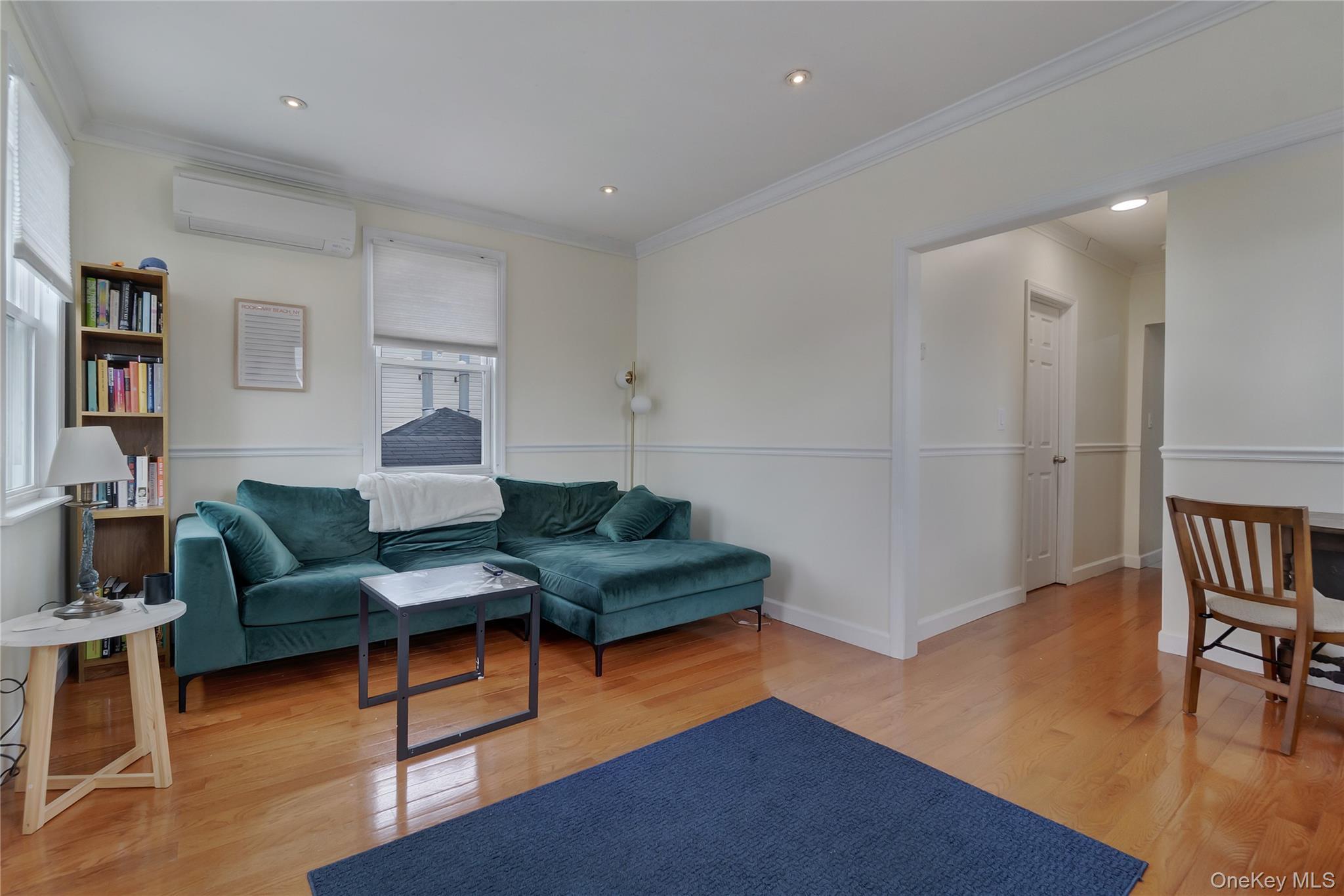 Single Family Gouverneur Avenue  Queens, NY 11692, MLS-1025377-5