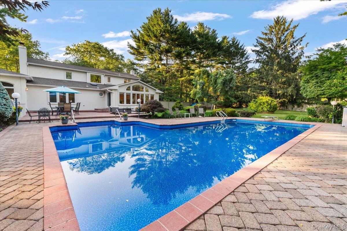 Single Family Wildwood Drive Suffolk County, NY 11746, MLS-1025383-38