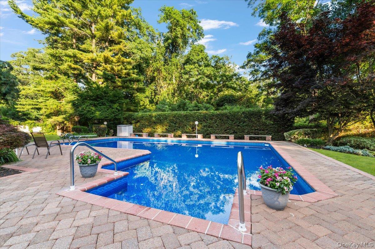 Single Family Wildwood Drive Suffolk County, NY 11746, MLS-1025383-40