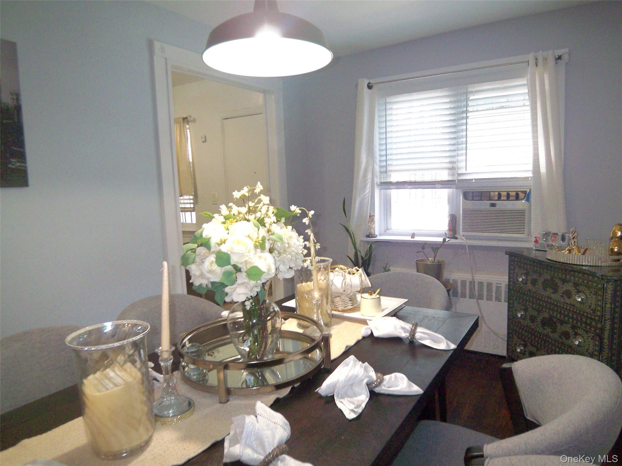 Single Family Byron Avenue Bronx, NY 10466, MLS-1025392-13