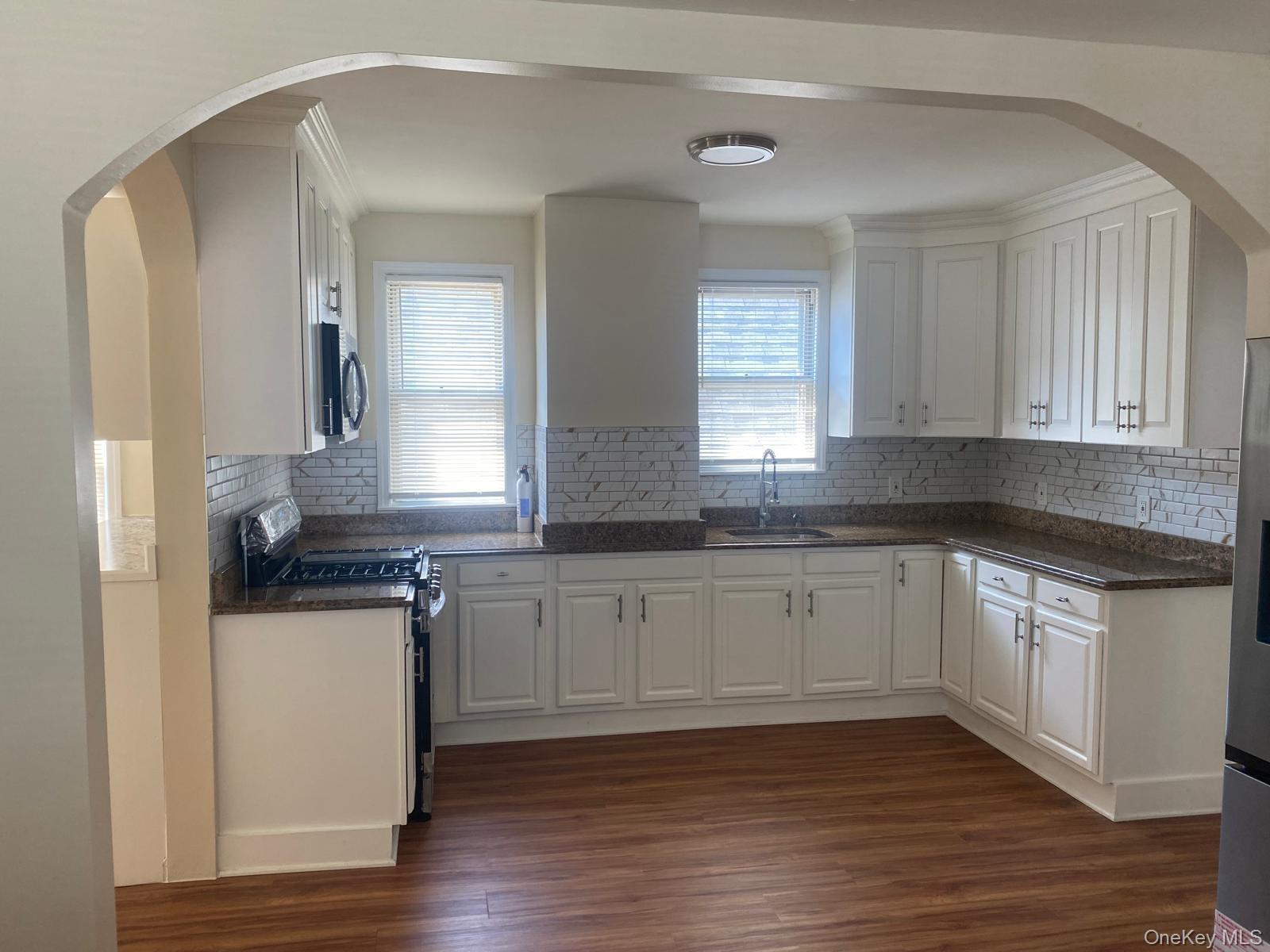Single Family Hosmer Avenue  Bronx, NY 10465, MLS-1025398-5