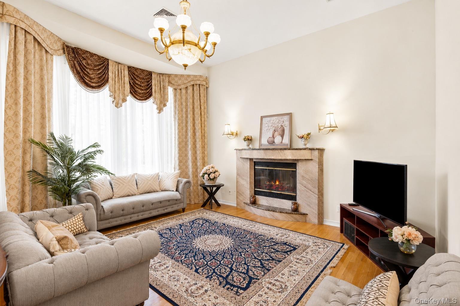 Single Family Lee Place Nassau County, NY 11710, MLS-1025403-22