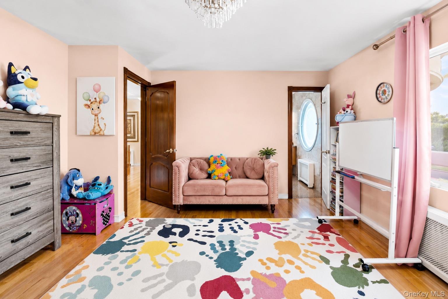Single Family Lee Place Nassau County, NY 11710, MLS-1025403-33
