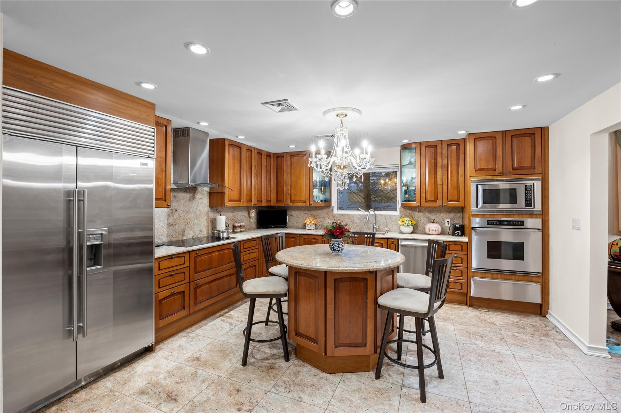 Single Family Lee Place Nassau County, NY 11710, MLS-1025403-9