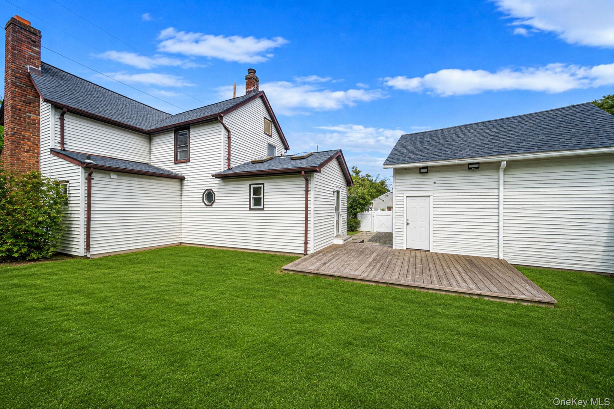 Single Family N Clinton Avenue  Suffolk County, NY 11706, MLS-1025441-23