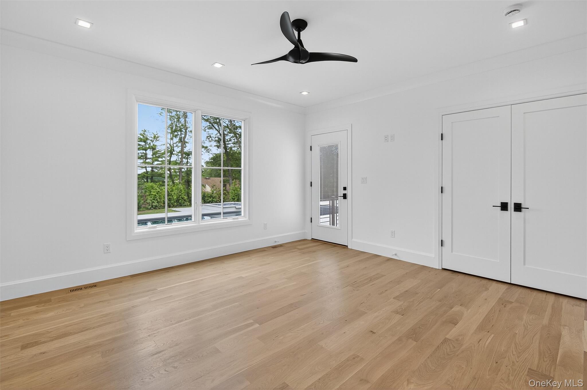 Single Family Pine Road Nassau County, NY 11791, MLS-1025444-16