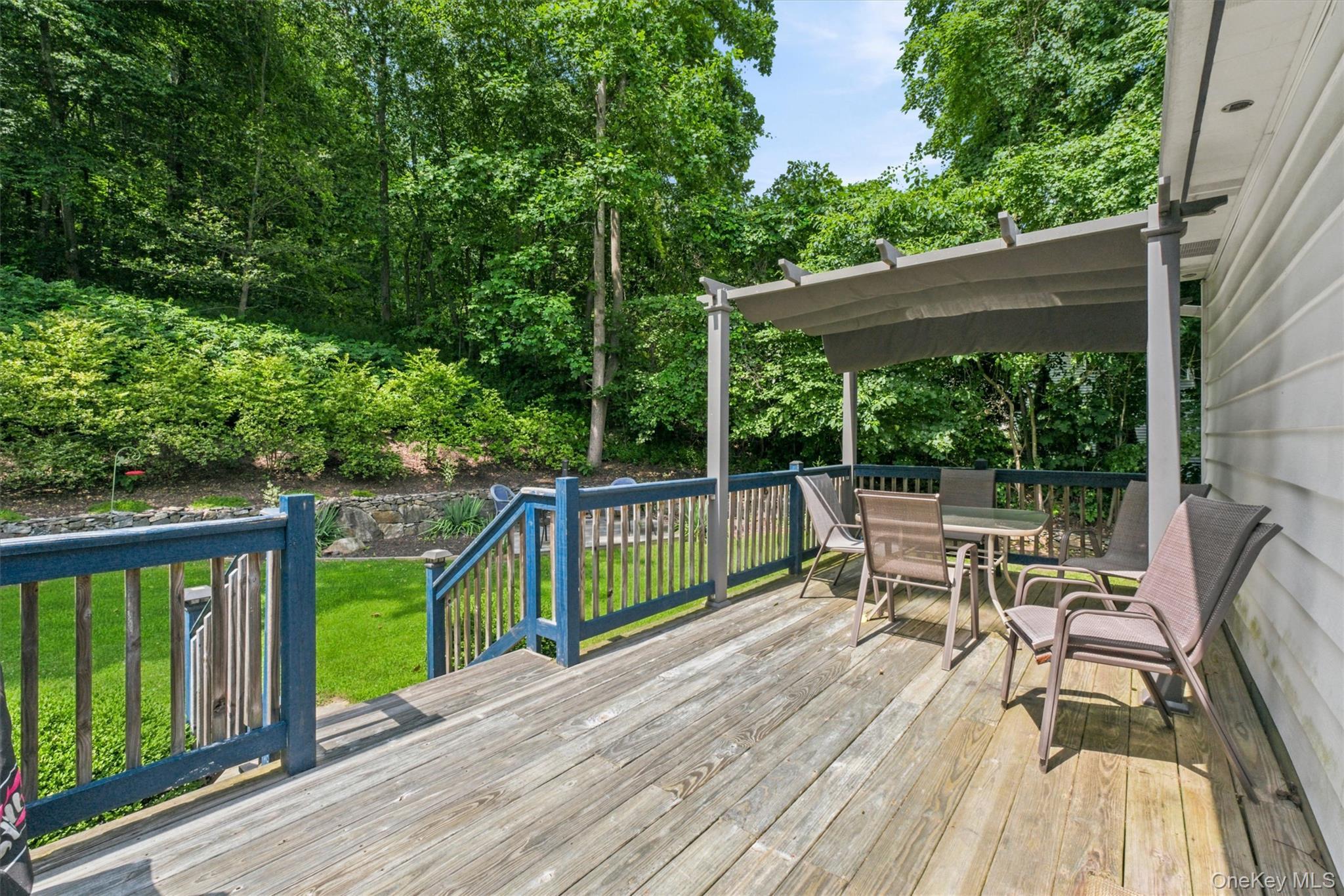 Single Family Oak Ridge Drive  Putnam County, NY 10579, MLS-1025462-12