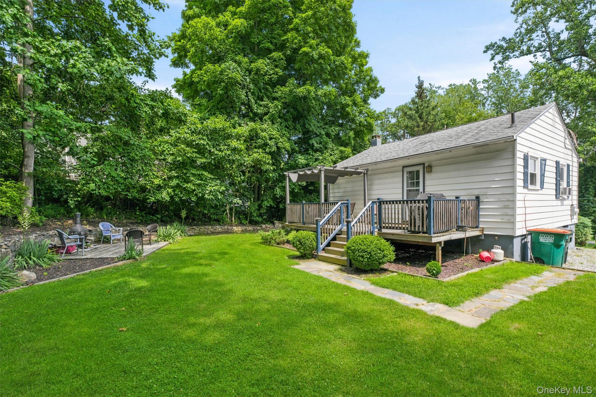 Single Family Oak Ridge Drive  Putnam County, NY 10579, MLS-1025462-14