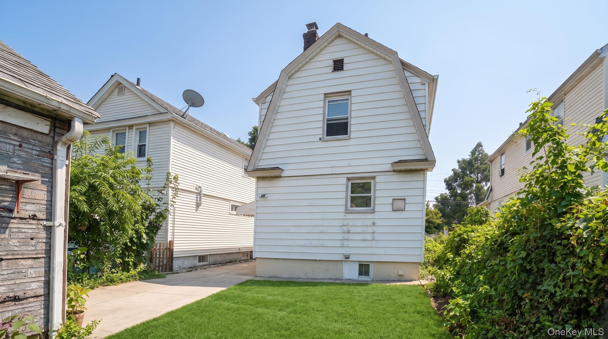 Single Family 218 Place Queens, NY 11428, MLS-1025471-17