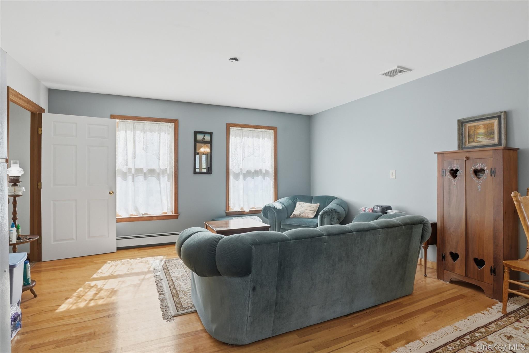 Single Family Sunset Circle  Columbia County, NY 12526, MLS-1025502-13