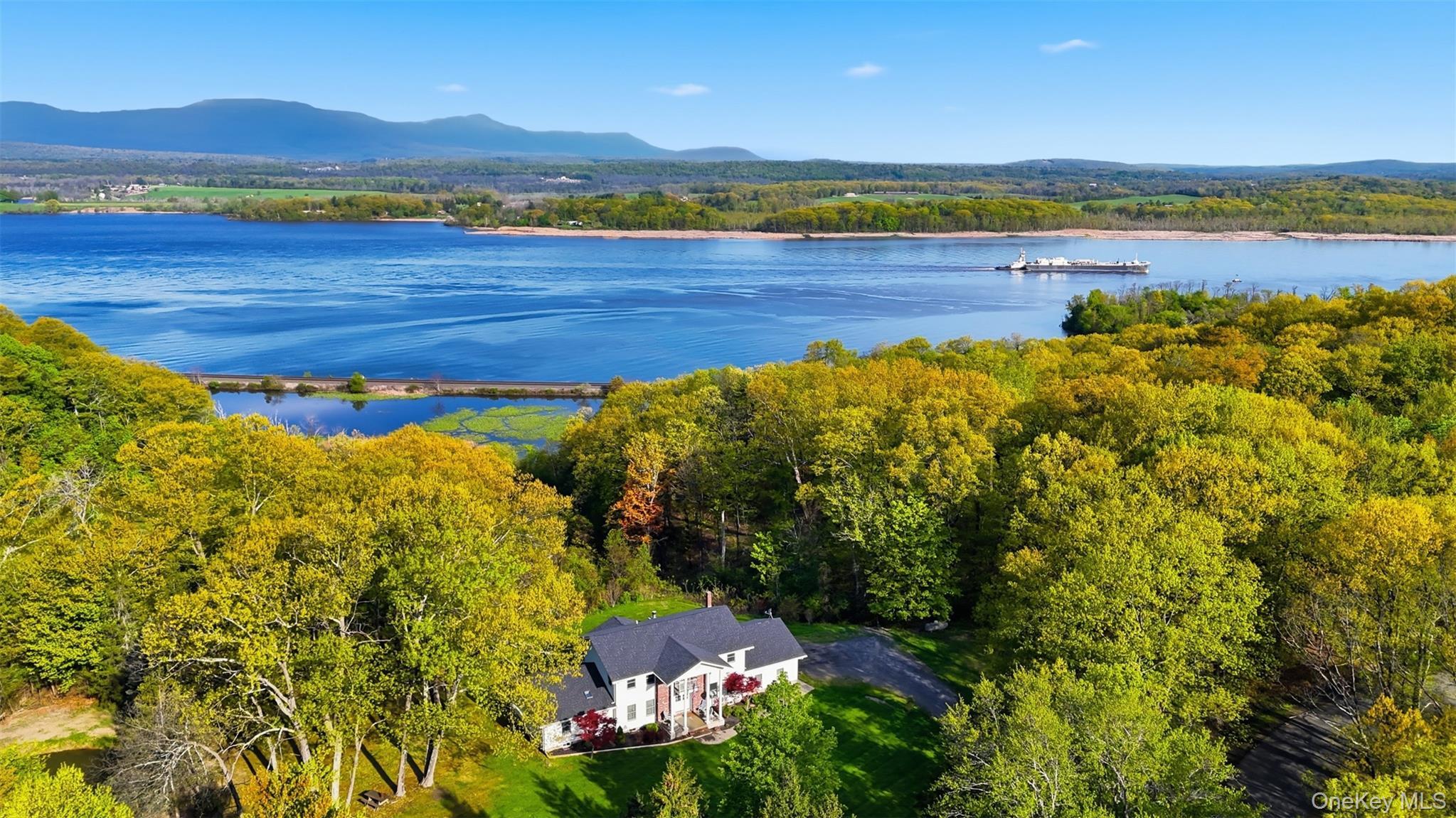Single Family Sunset Circle  Columbia County, NY 12526, MLS-1025502-8