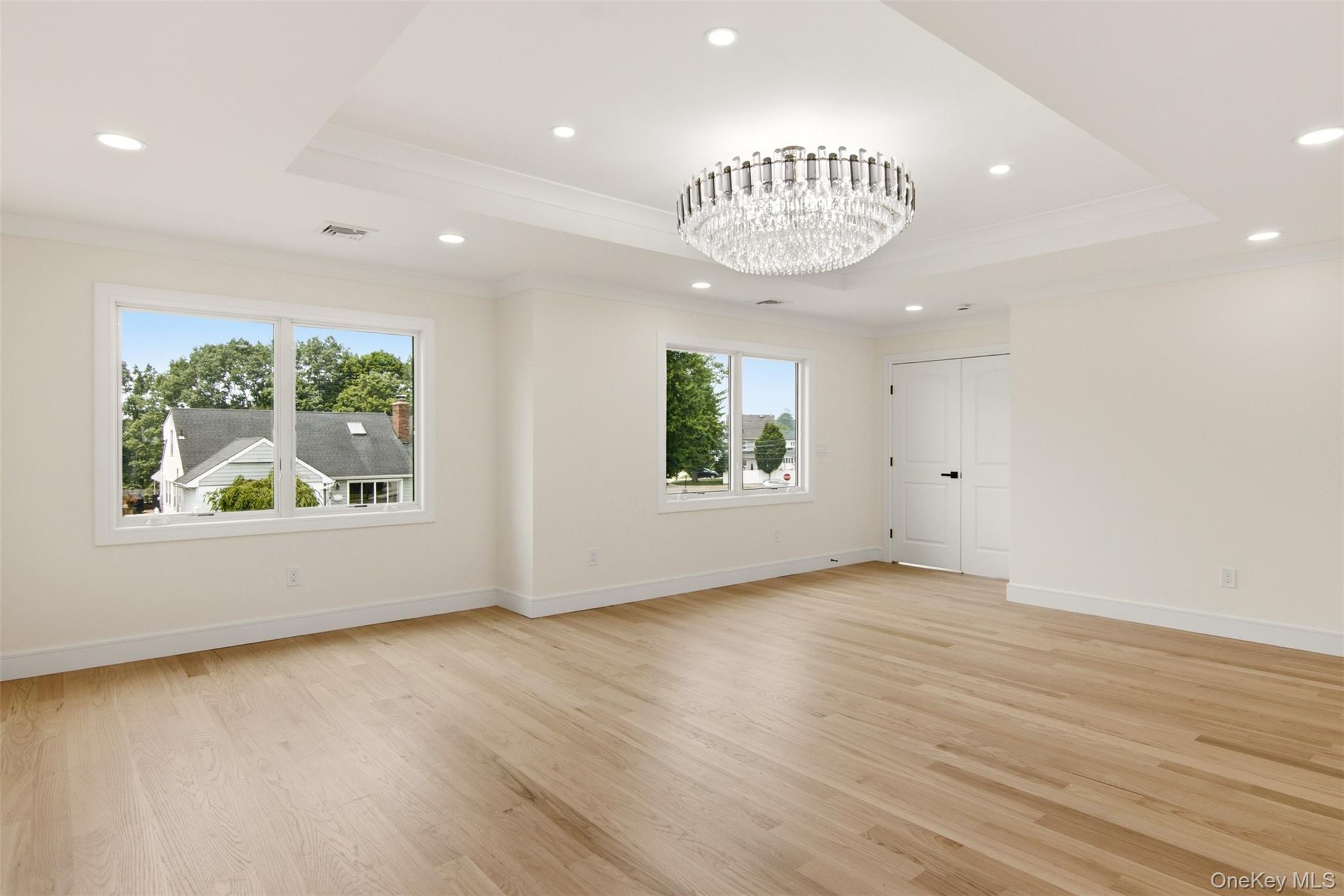 Single Family Underhill Avenue  Nassau County, NY 11791, MLS-1025506-25