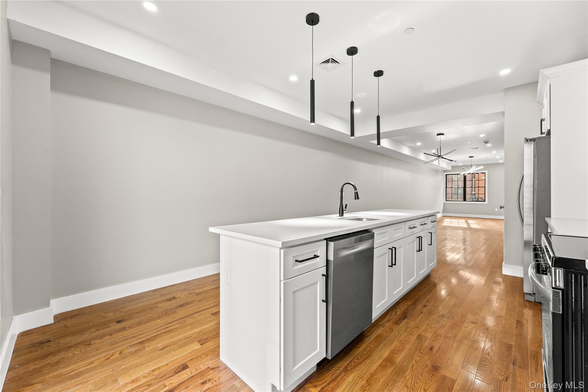 Single Family E 143rd Street Bronx, NY 10454, MLS-1025509-23