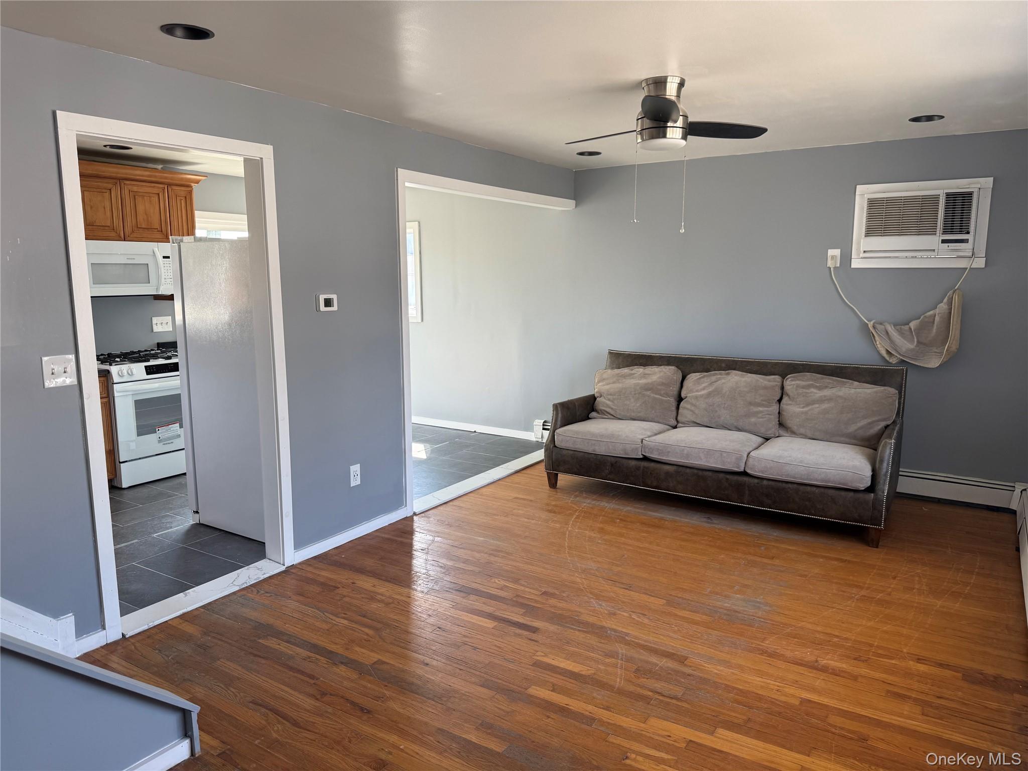 Single Family Noble Street Suffolk County, NY 11703, MLS-1025541-4