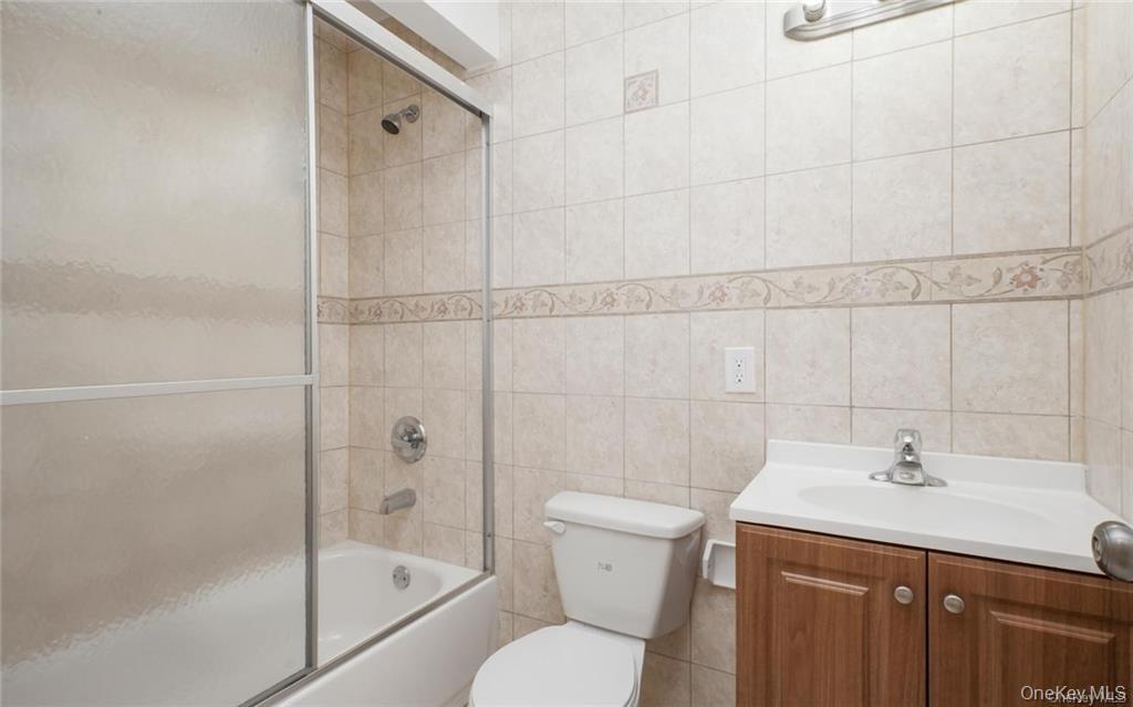 Single Family Zerega Avenue  Bronx, NY 10473, MLS-1025552-22