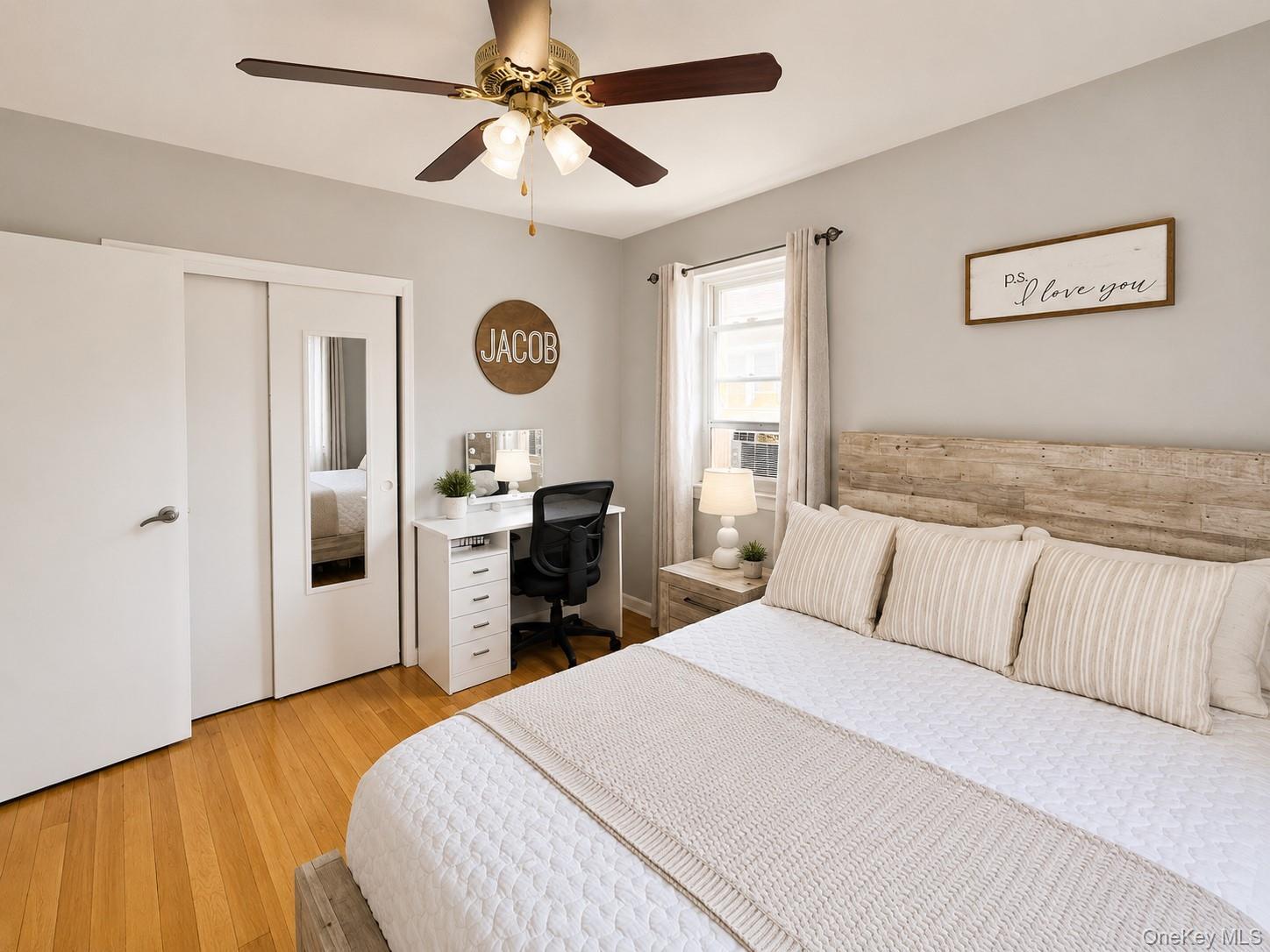 Single Family Bayview Avenue Bronx, NY 10465, MLS-1025553-13