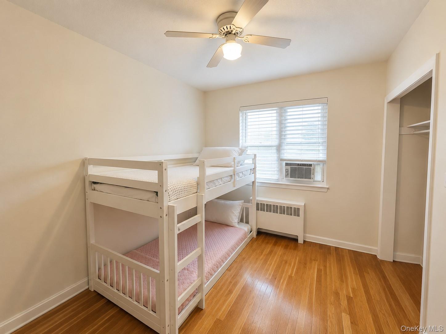 Single Family Bayview Avenue Bronx, NY 10465, MLS-1025553-14