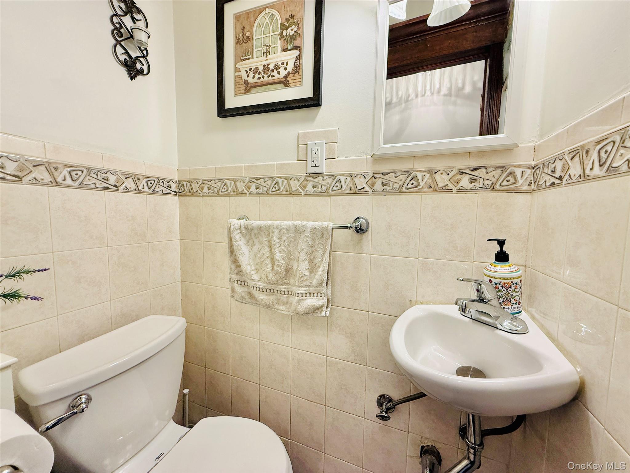 Single Family Bayview Avenue Bronx, NY 10465, MLS-1025553-9