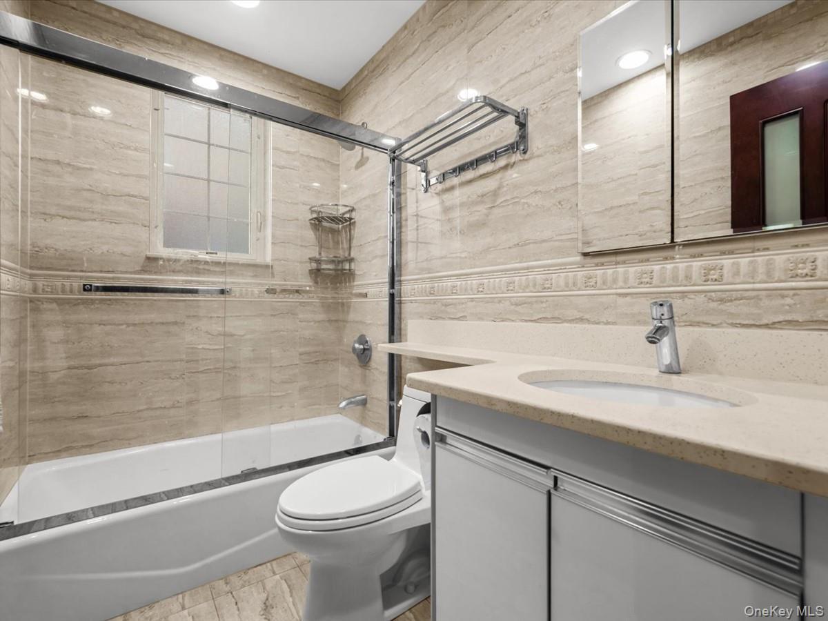 Single Family 61st Avenue  Queens, NY 11362, MLS-1025557-10
