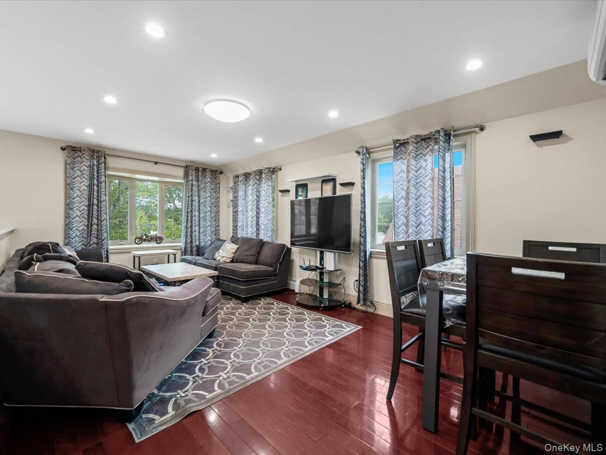 Single Family 61st Avenue  Queens, NY 11362, MLS-1025557-15