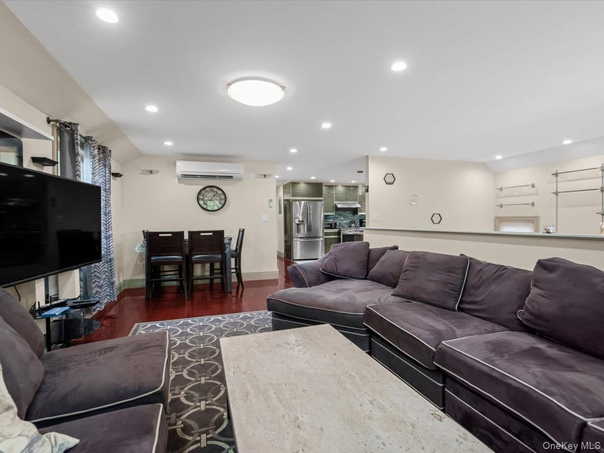 Single Family 61st Avenue  Queens, NY 11362, MLS-1025557-16