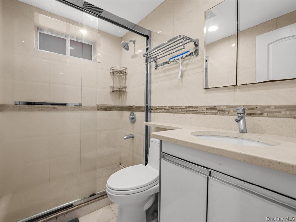 Single Family 61st Avenue  Queens, NY 11362, MLS-1025557-26