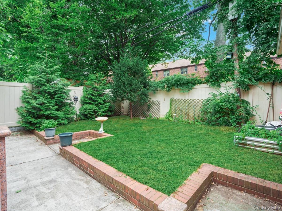 Single Family 61st Avenue  Queens, NY 11362, MLS-1025557-29