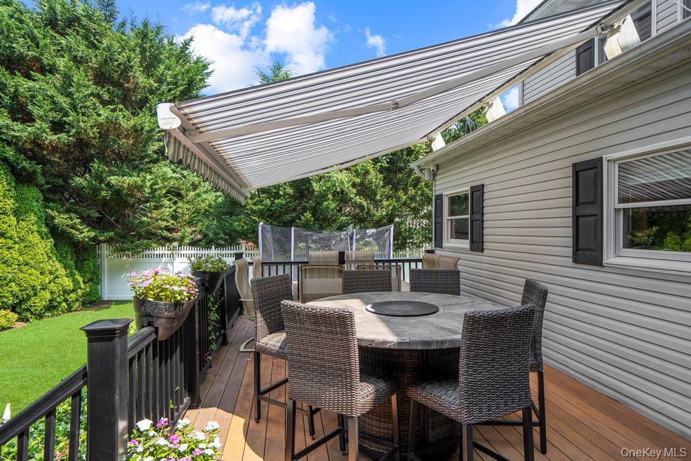 Single Family Victoria Court Suffolk County, NY 11769, MLS-1025608-45