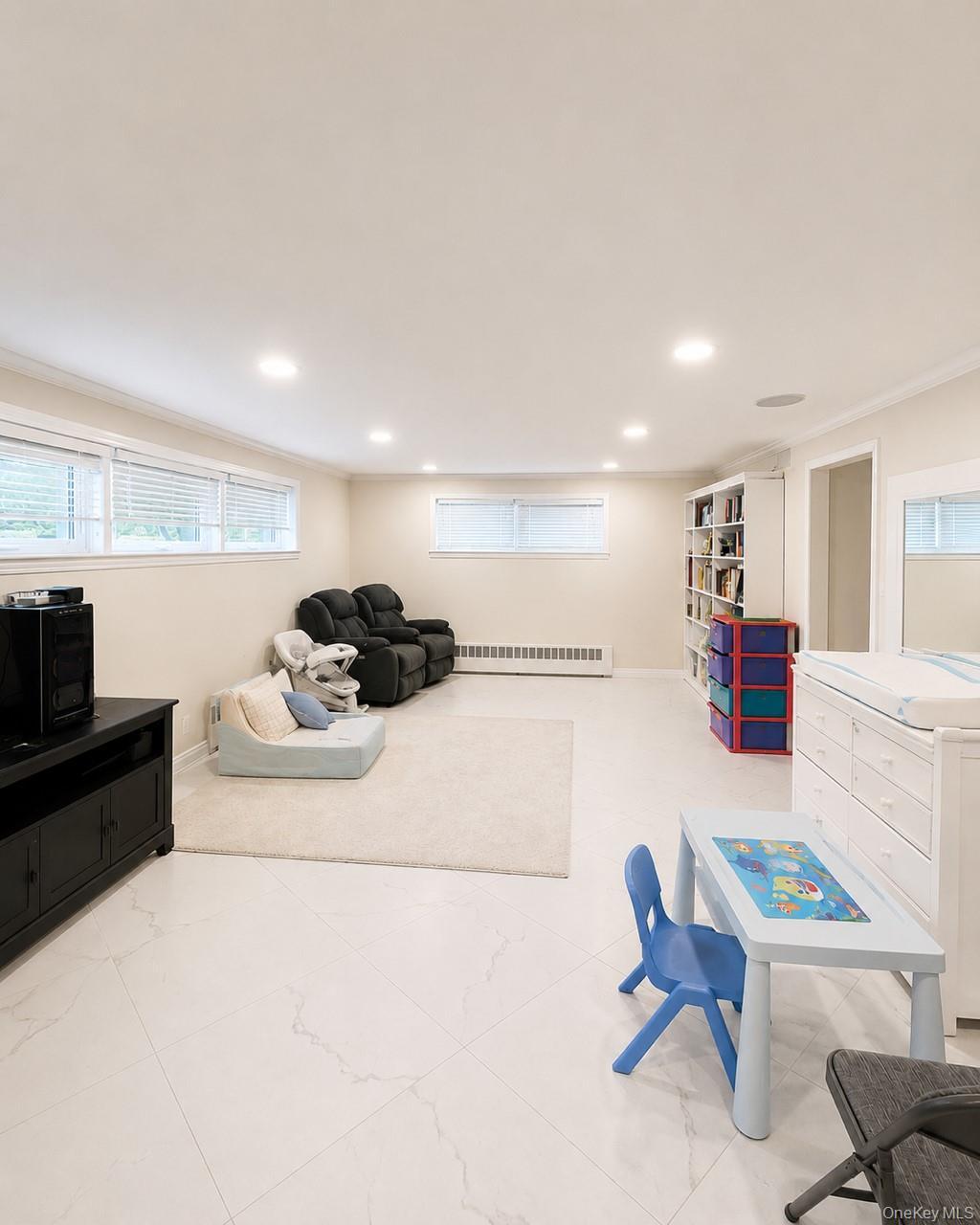 Single Family Woodmere Drive  Nassau County, NY 11581, MLS-1025653-21