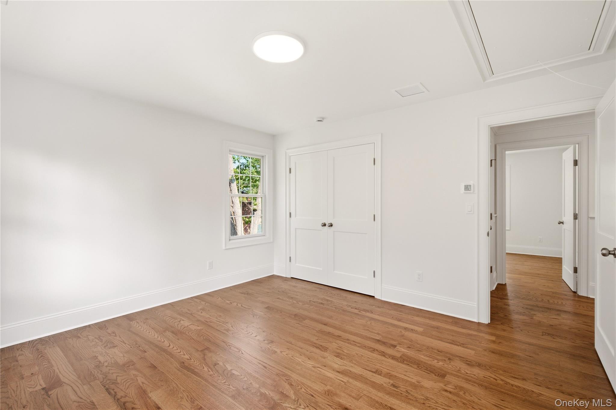 Single Family Glen Way Suffolk County, NY 11724, MLS-1025670-18