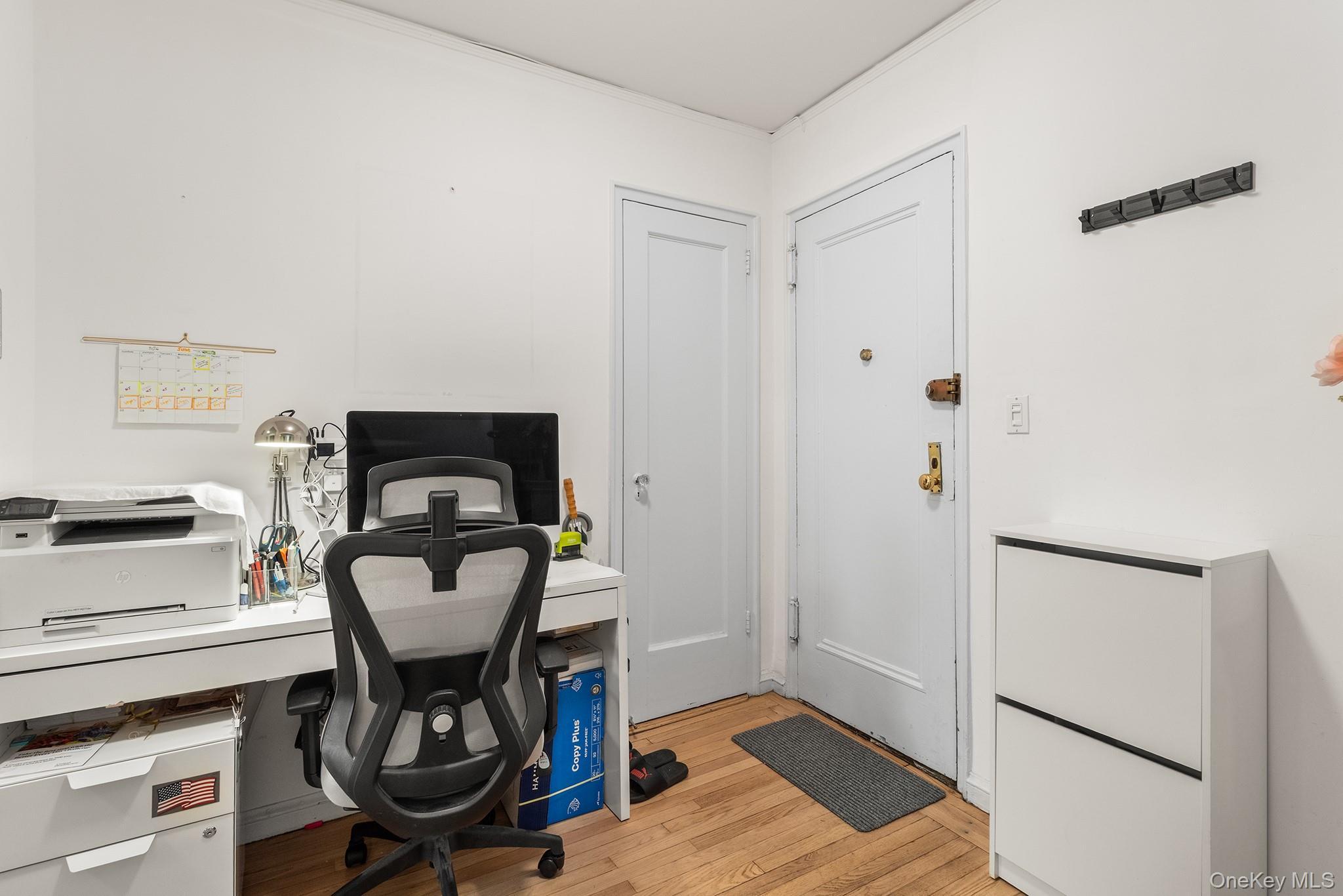 Coop Bank Street Manhattan, NY 10014, MLS-1025765-4