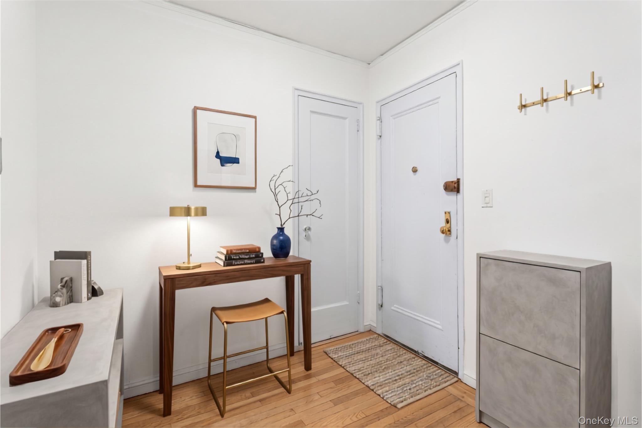 Coop Bank Street Manhattan, NY 10014, MLS-1025765-5