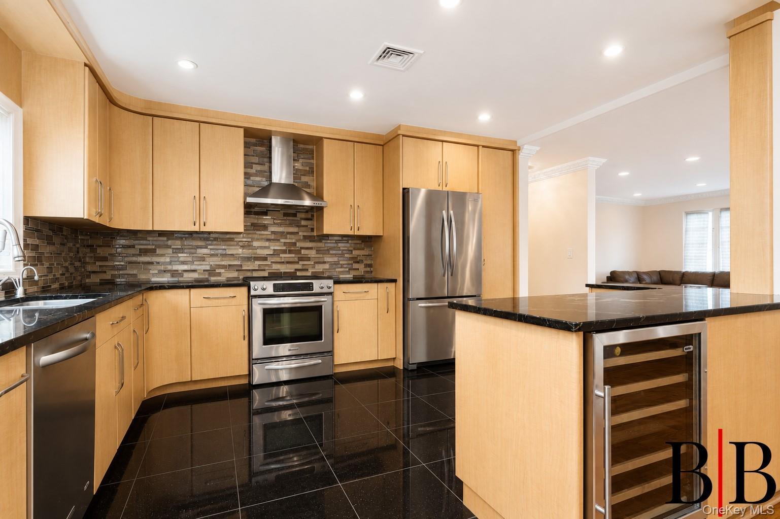 Single Family National Drive Brooklyn, NY 11234, MLS-1025769-27
