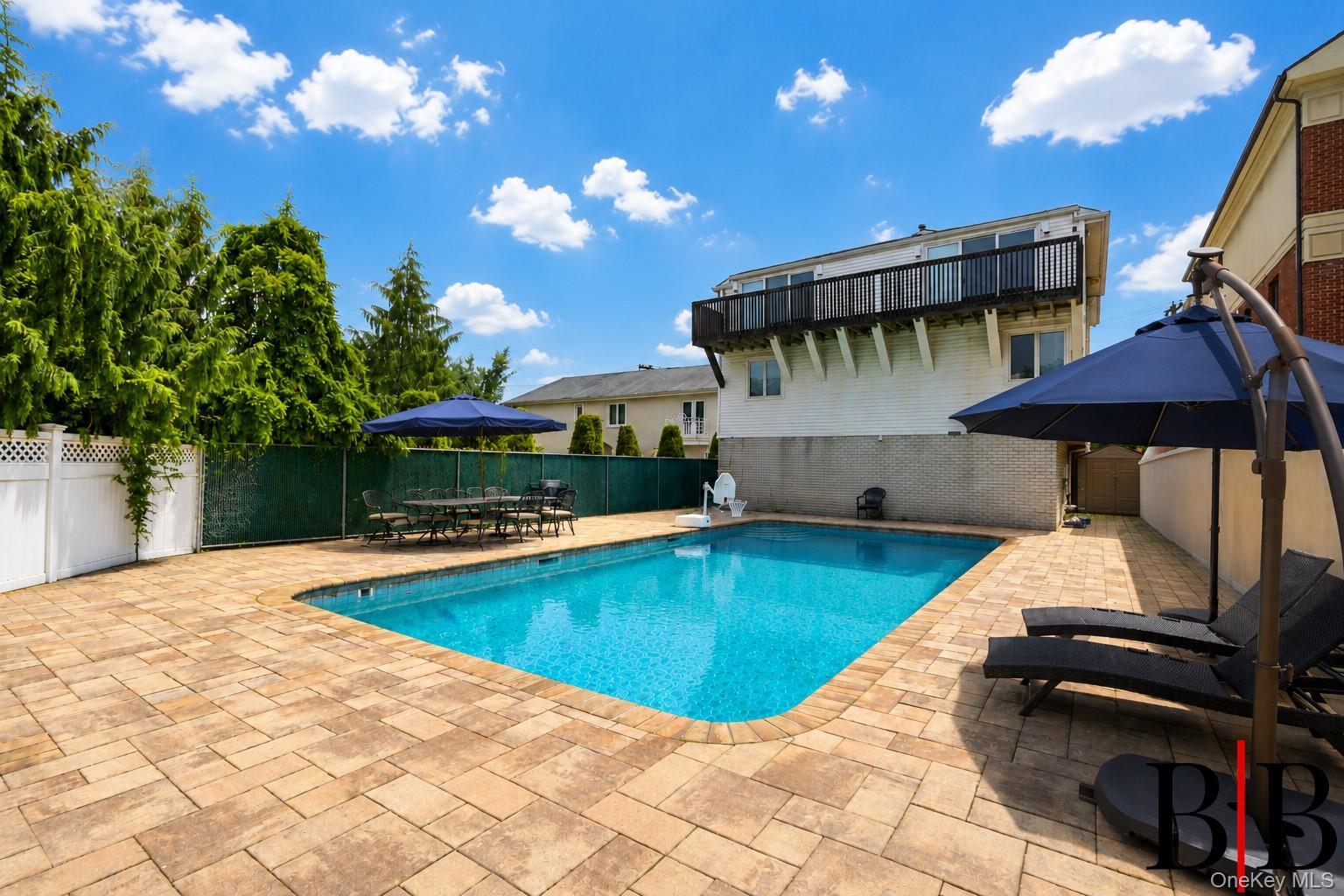 Single Family National Drive Brooklyn, NY 11234, MLS-1025769-6