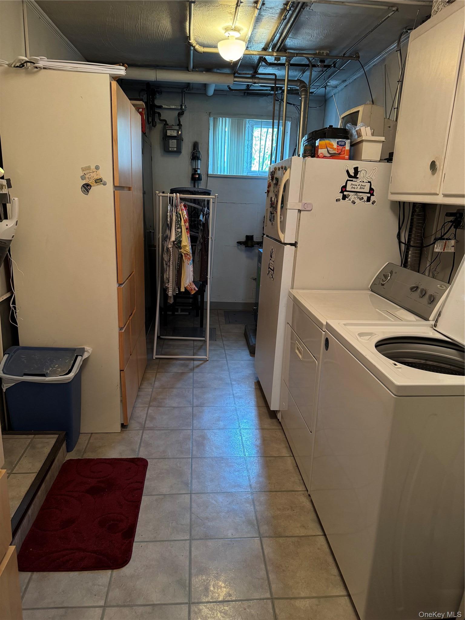 Single Family 77th Avenue  Queens, NY 11385, MLS-1025803-10