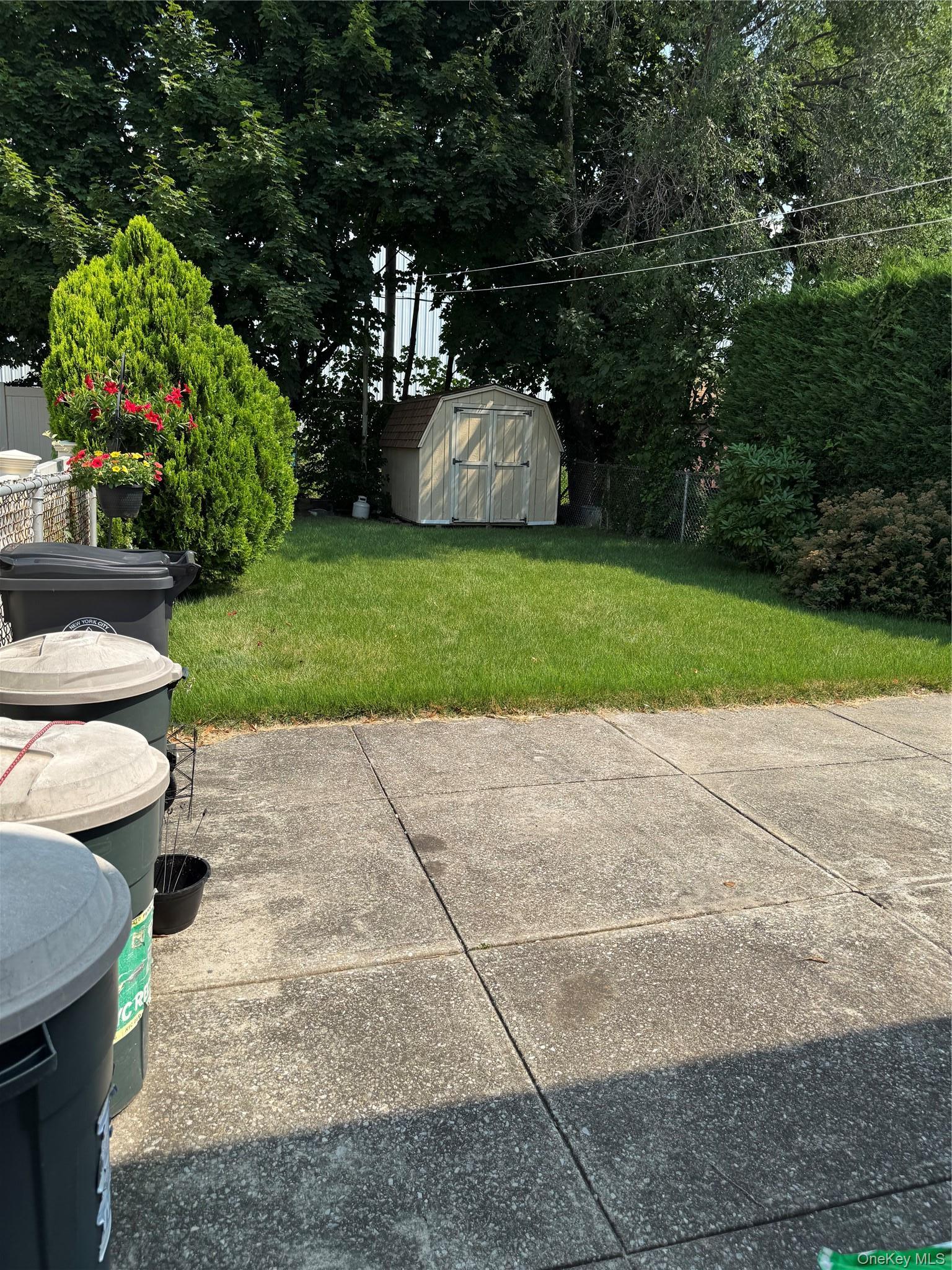 Single Family 77th Avenue  Queens, NY 11385, MLS-1025803-11