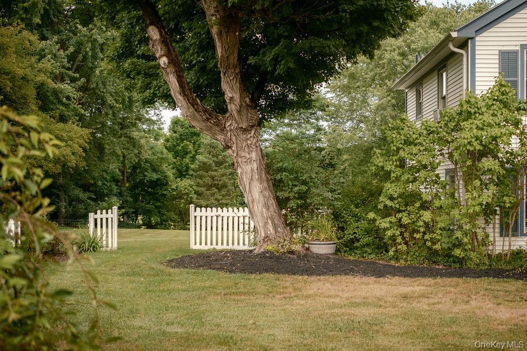 Single Family Salt Point Turnpike  Dutchess County, NY 12514, MLS-1025832-38