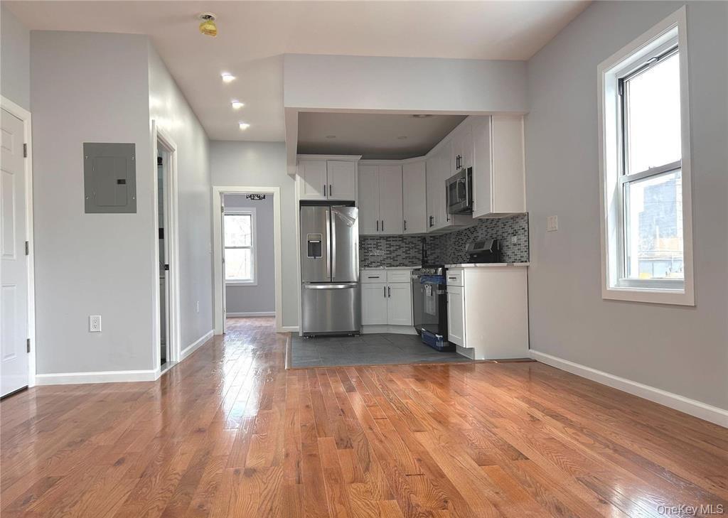 Single Family 49th Avenue  Queens, NY 11377, MLS-1025862-3