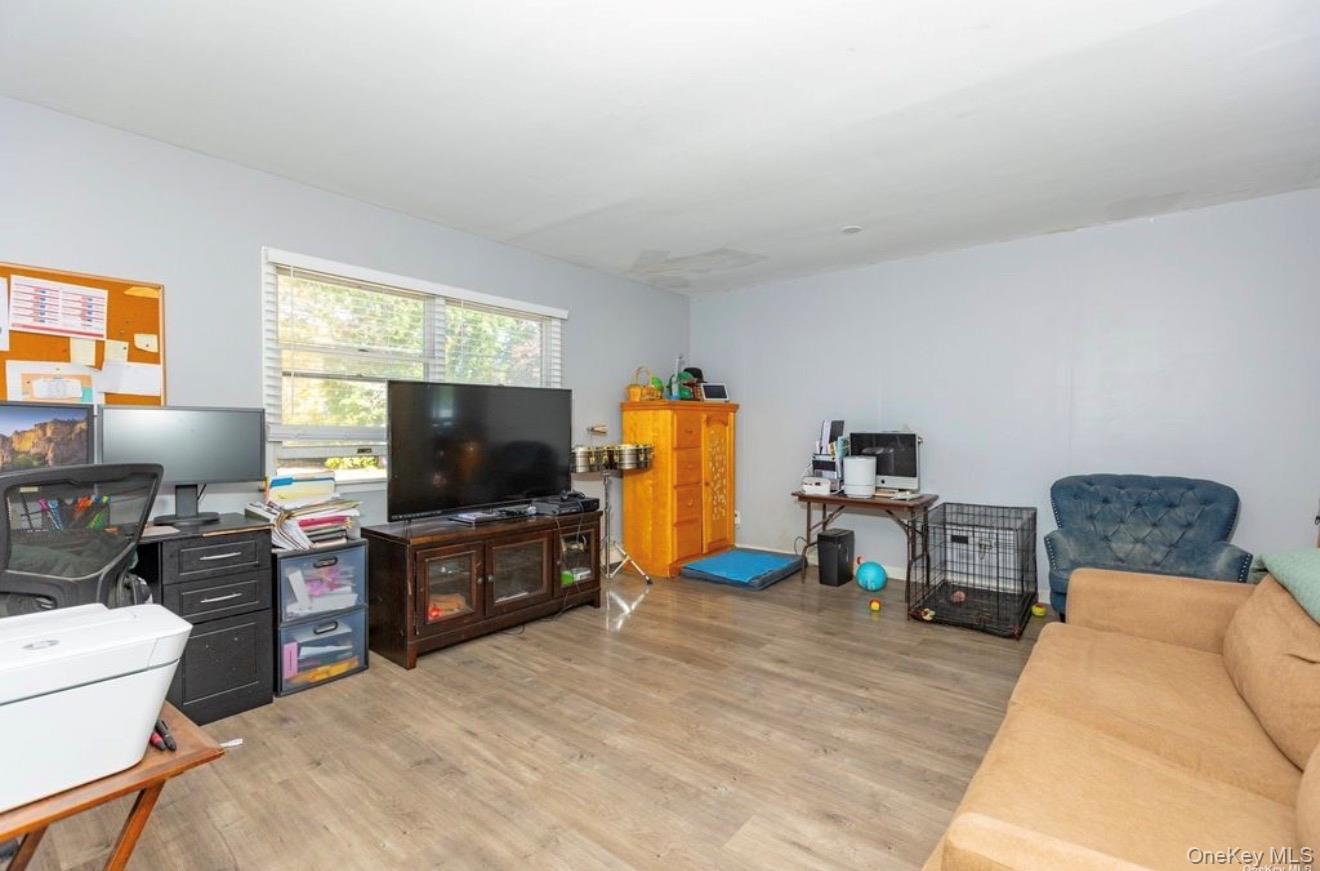 Single Family Clarice Boulevard  Suffolk County, NY 11741, MLS-1025865-10