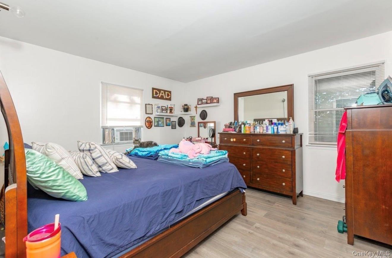 Single Family Clarice Boulevard  Suffolk County, NY 11741, MLS-1025865-11