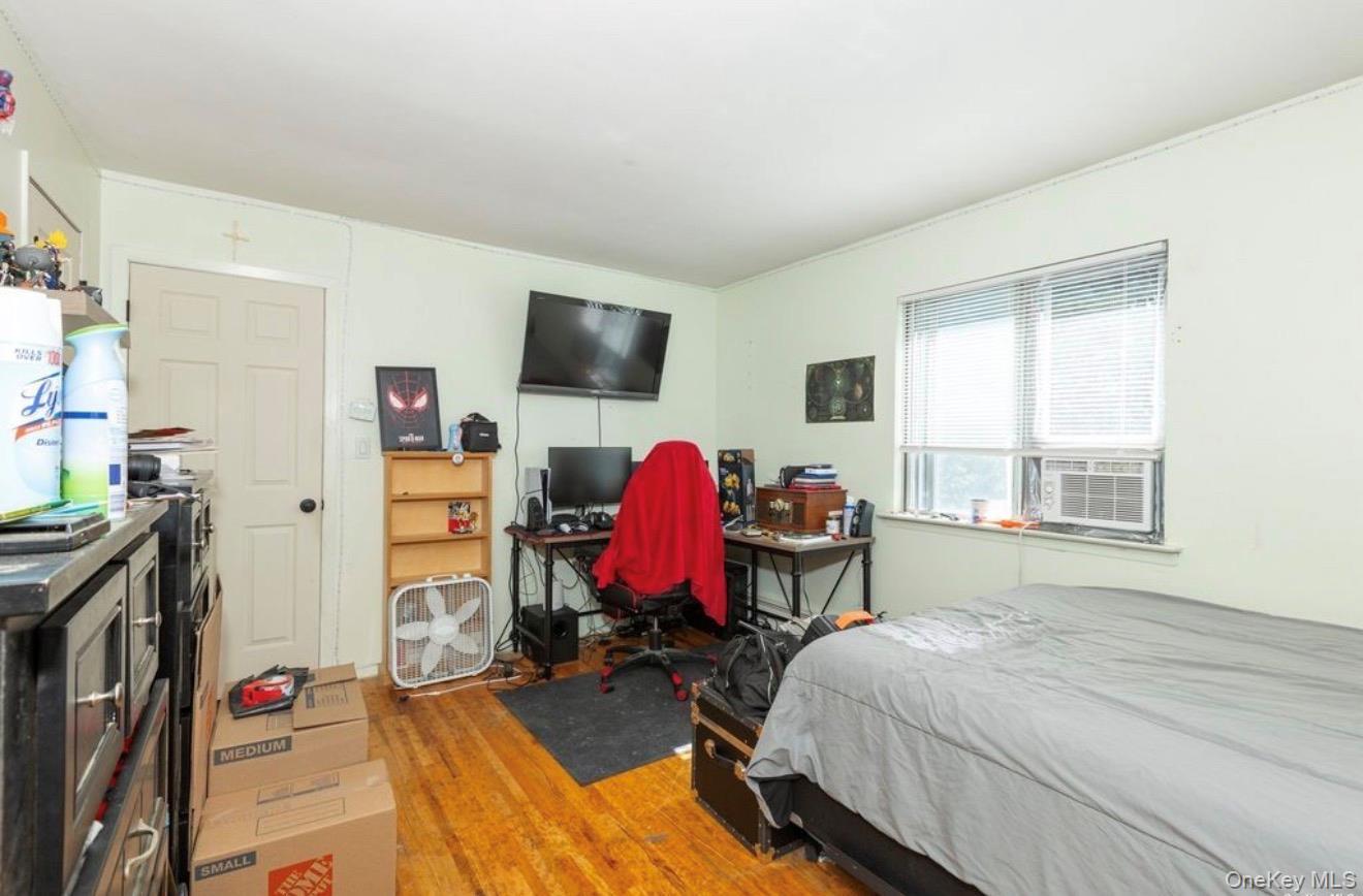 Single Family Clarice Boulevard  Suffolk County, NY 11741, MLS-1025865-14