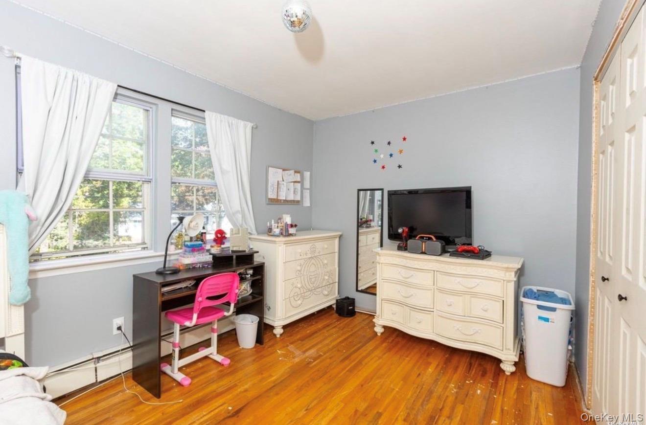 Single Family Clarice Boulevard  Suffolk County, NY 11741, MLS-1025865-17