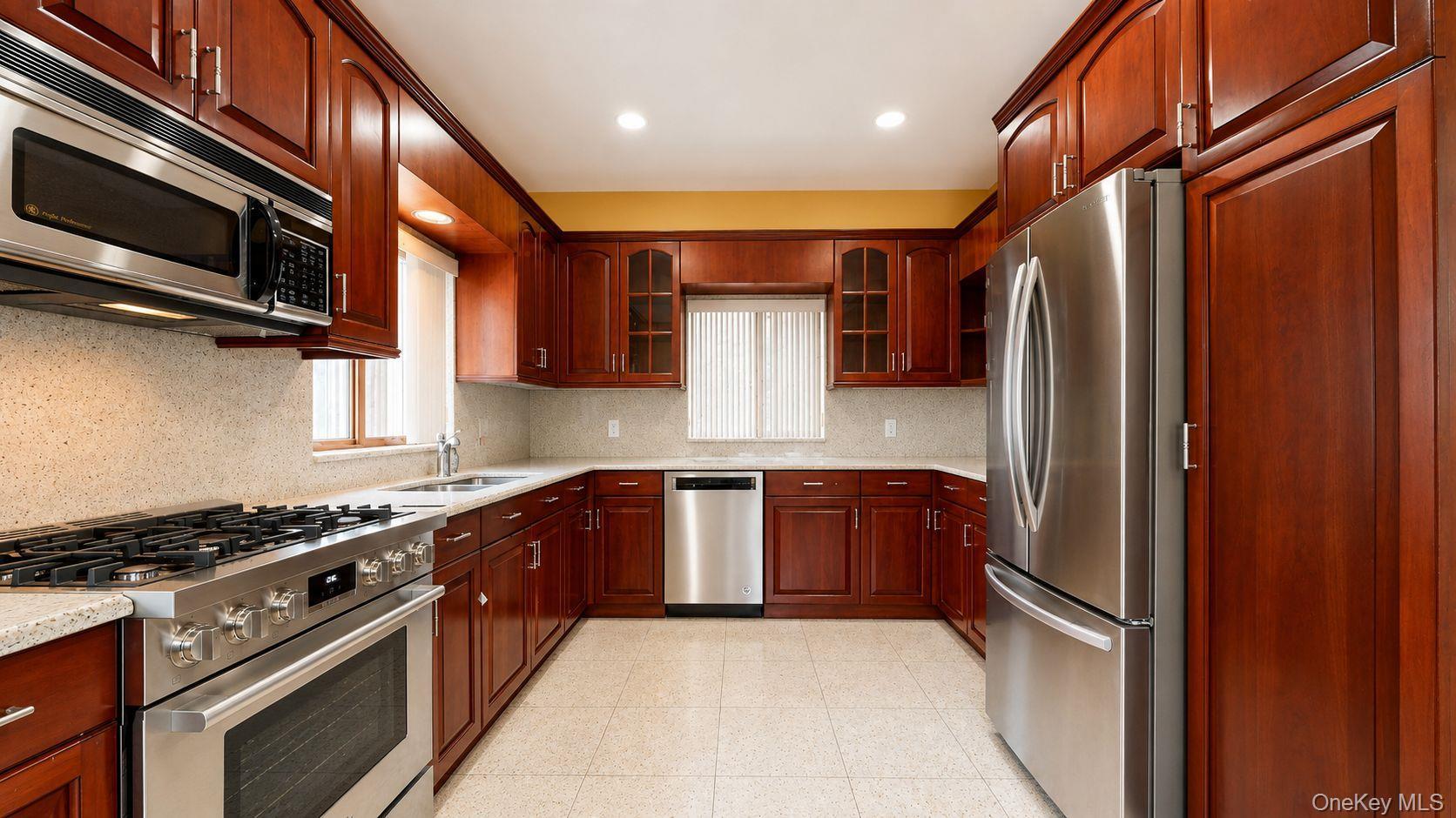 Single Family 9th Avenue Queens, NY 11357, MLS-1025893-11