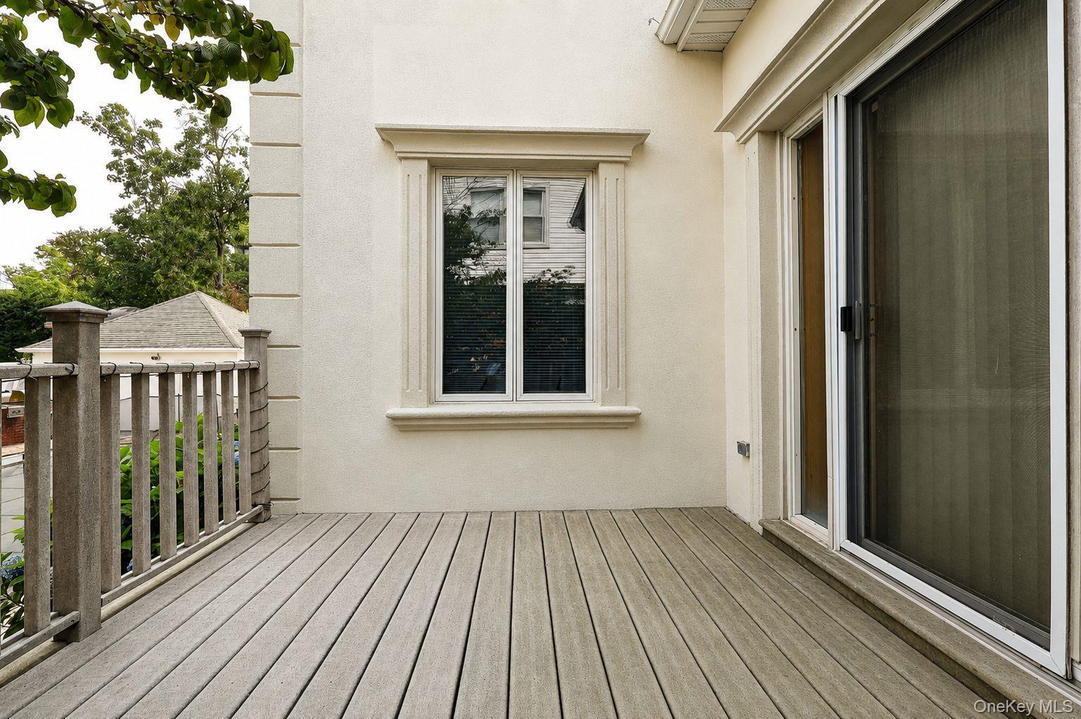 Single Family 9th Avenue Queens, NY 11357, MLS-1025893-19