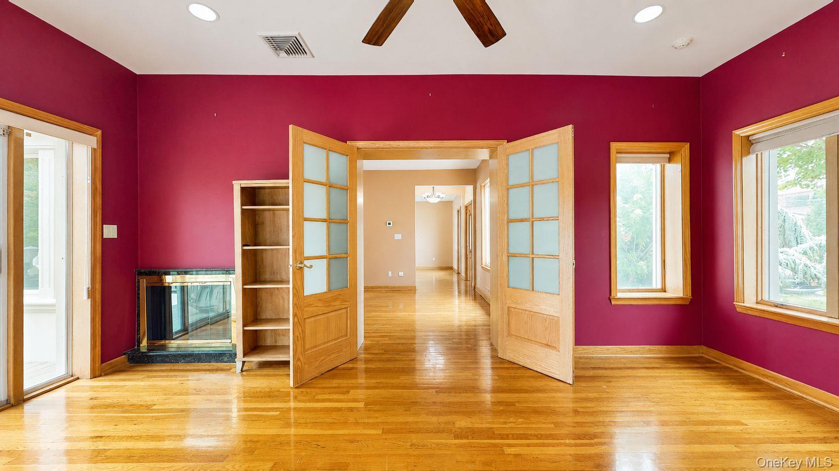 Single Family 9th Avenue Queens, NY 11357, MLS-1025893-20