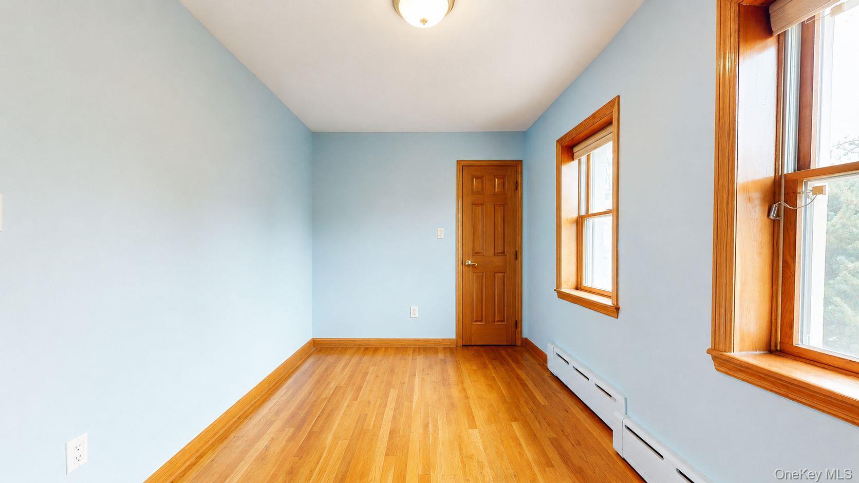 Single Family 9th Avenue Queens, NY 11357, MLS-1025893-26