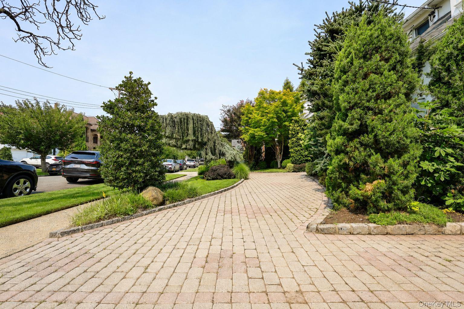 Single Family 9th Avenue Queens, NY 11357, MLS-1025893-3