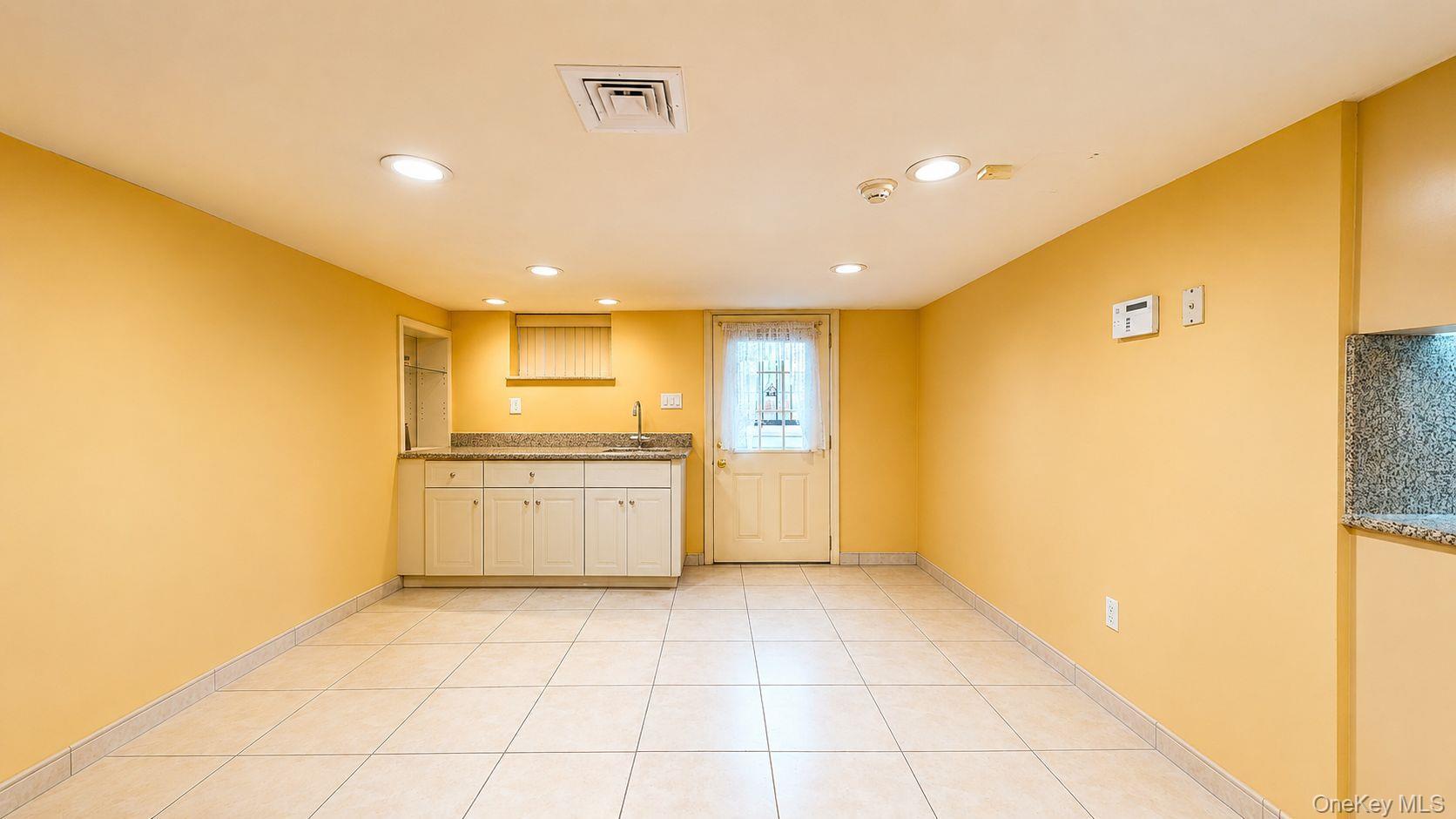 Single Family 9th Avenue Queens, NY 11357, MLS-1025893-35