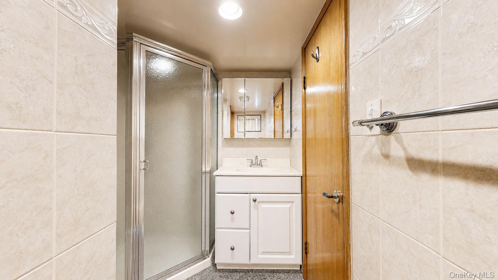 Single Family 9th Avenue Queens, NY 11357, MLS-1025893-40