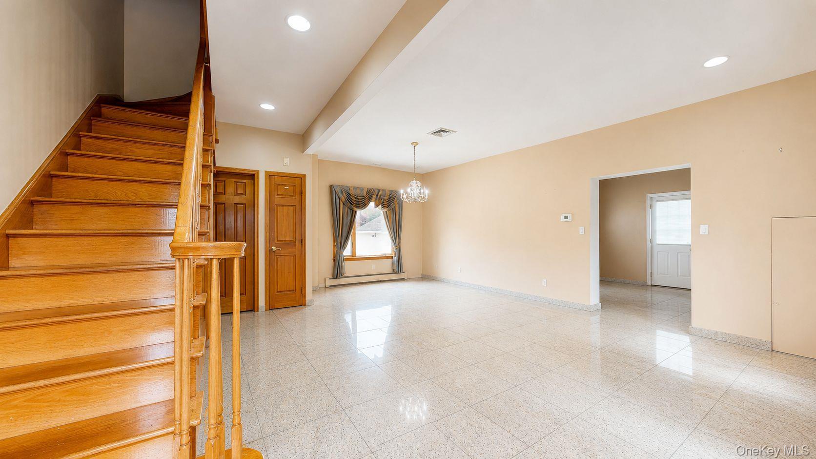 Single Family 9th Avenue Queens, NY 11357, MLS-1025893-6